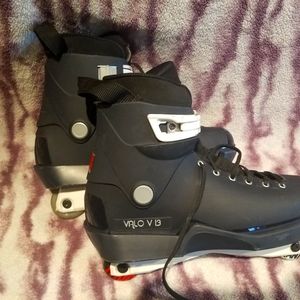 Aggressive skates